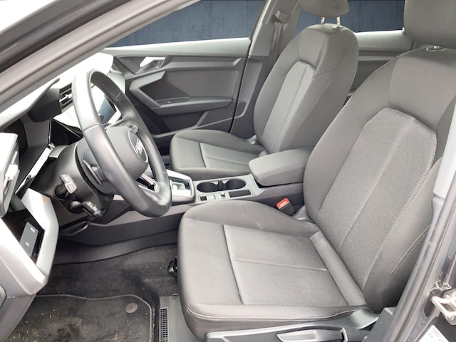 Audi A3 30 TFSI S-Tronic Sedan