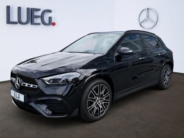 Mercedes-Benz GLA 180 AMG Line