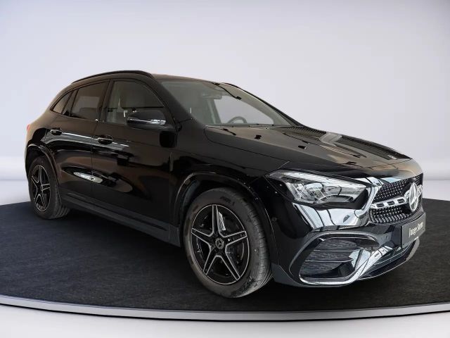 Mercedes-Benz GLA 200 4MATIC GLA 200 d