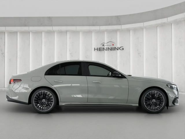 Mercedes-Benz E 200 AMG Line Sedan