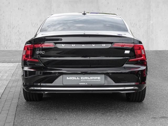 Volvo S90 AWD Core T8 Twin Engine