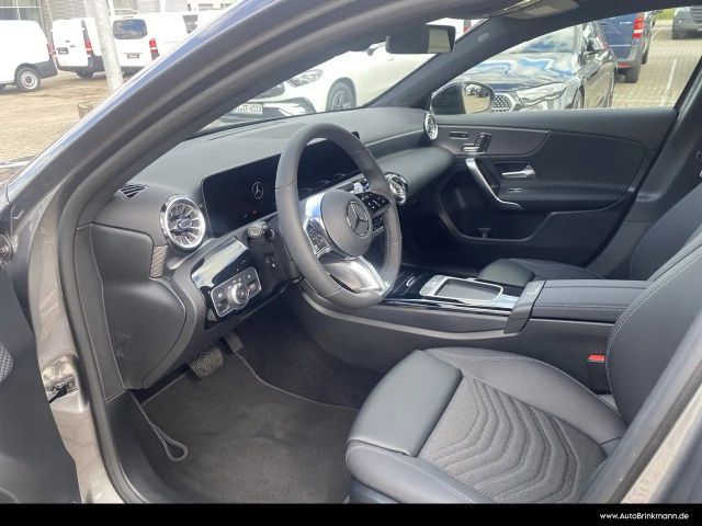 Mercedes-Benz A 200 Progressive