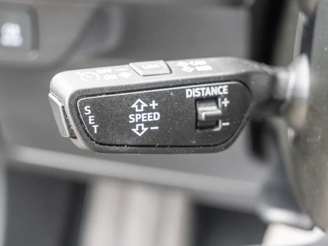 Audi Q4 e-tron 45 AHK HUD PANO MATRIX-LED SONOS