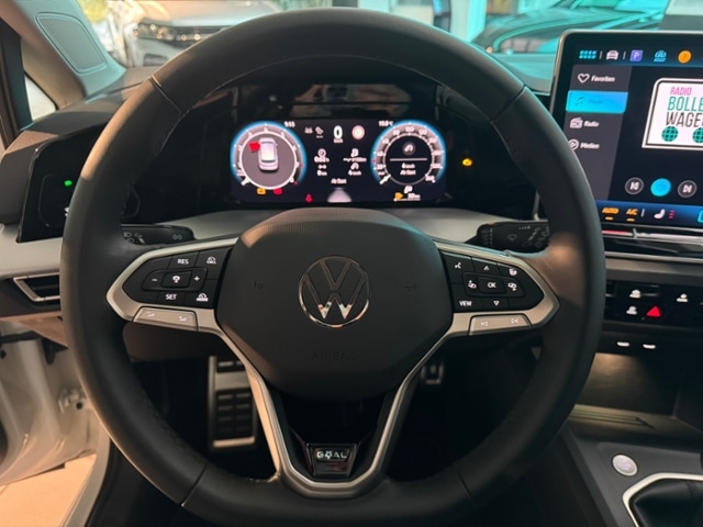 Volkswagen Golf 1.5 TSI Golf VIII