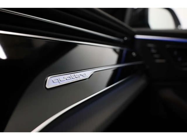 Audi RS Q8 Performance Quattro