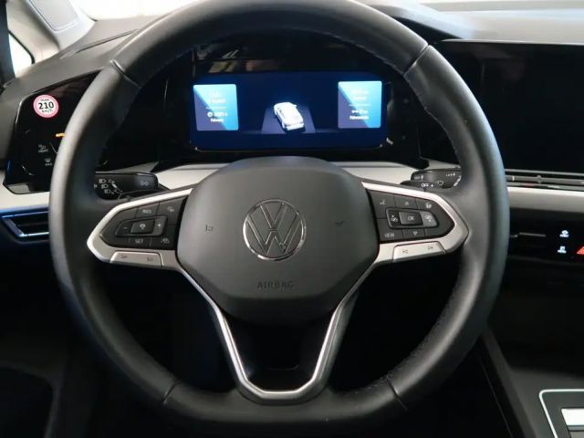 Volkswagen Golf Life Variant