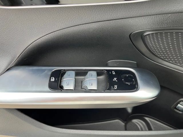 Mercedes-Benz C 220 AVANTGARDE C 220 d Estate