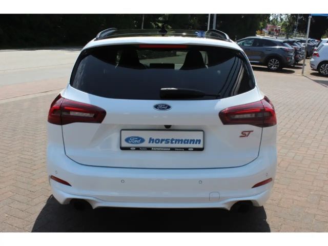 Ford Focus ST Line Wagon