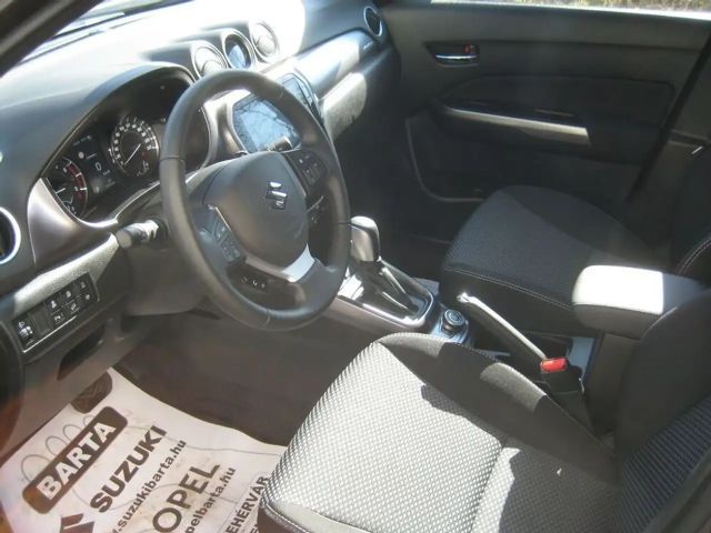 Suzuki Vitara AllGrip Hybrid Shine