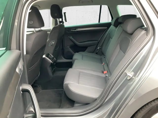 Skoda Superb 1.5 TSI Combi Style Style