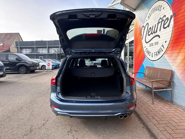 Ford Focus ST Line Wagon