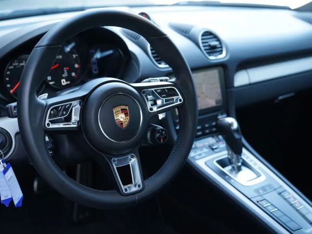 Porsche Cayman 4 Coupé GTS