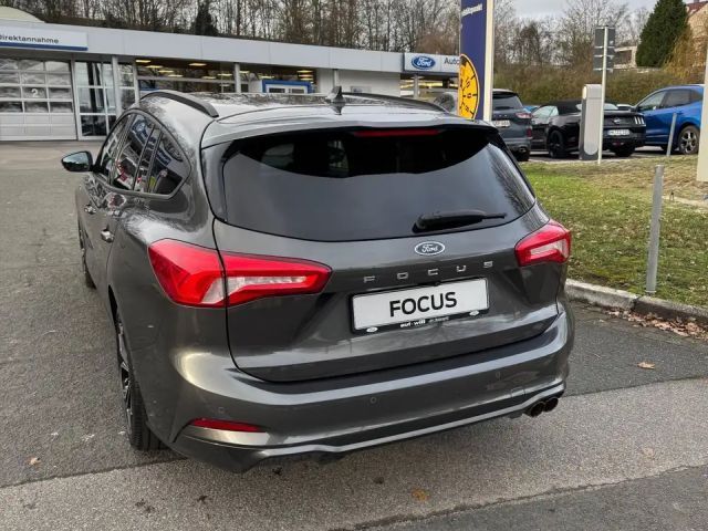 Ford Focus ST Line Wagon
