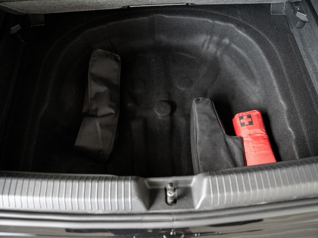 Volkswagen Golf 2.0 TSI DSG