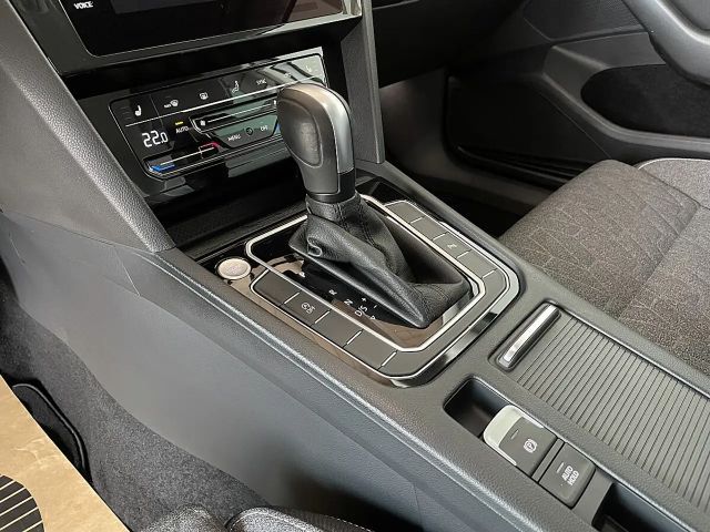 Volkswagen Passat 2.0 TDI Business DSG Variant