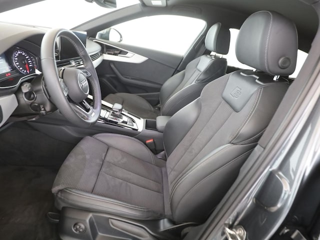 Audi A4 35 TFSI Avant S-Line S-Tronic
