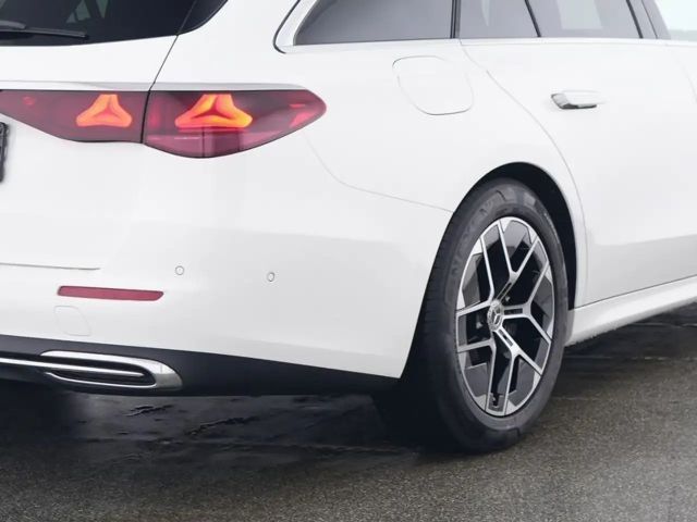 Mercedes-Benz E 200 AVANTGARDE Estate