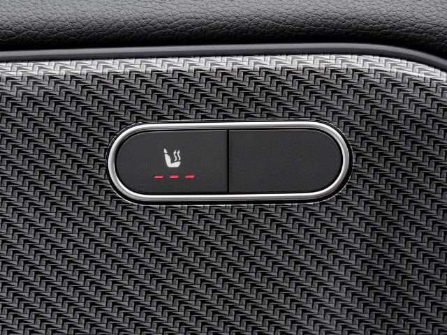 Mercedes-Benz GLA 200 AMG Line