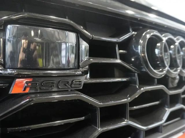 Audi RS Q8 *RS ESSENTIAL -PAKET*UVP 186 Tsd*