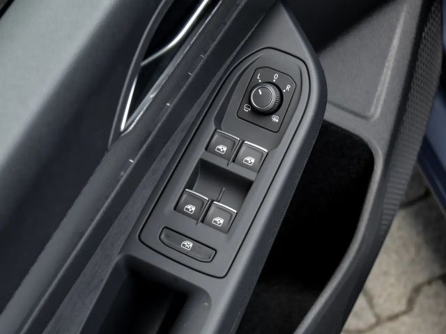 Volkswagen Golf 1.5 eTSI DSG Golf VIII