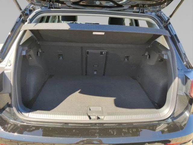 Volkswagen Golf 1.5 eTSI Golf VIII