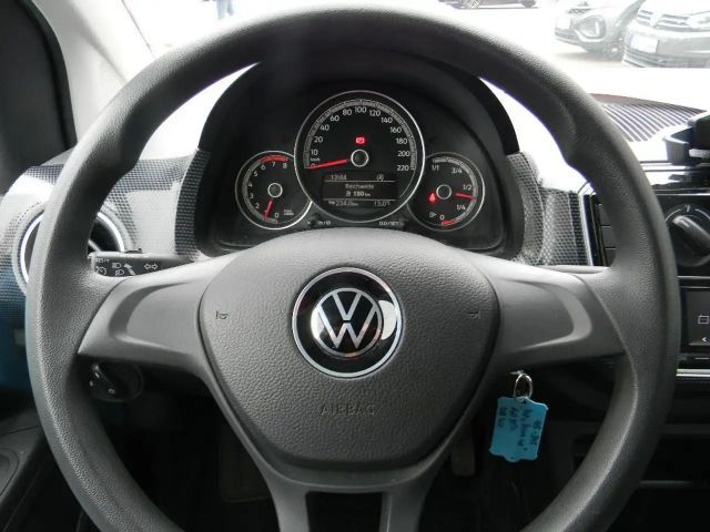 Volkswagen up! Move Move up!