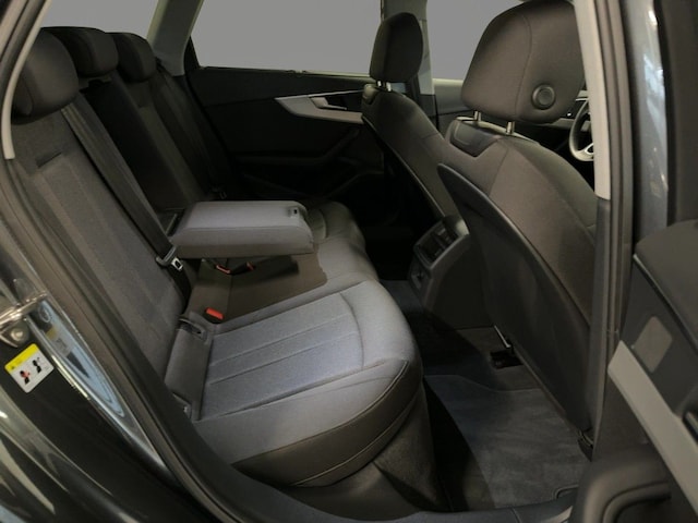 Audi A4 35 TDI Avant S-Line S-Tronic