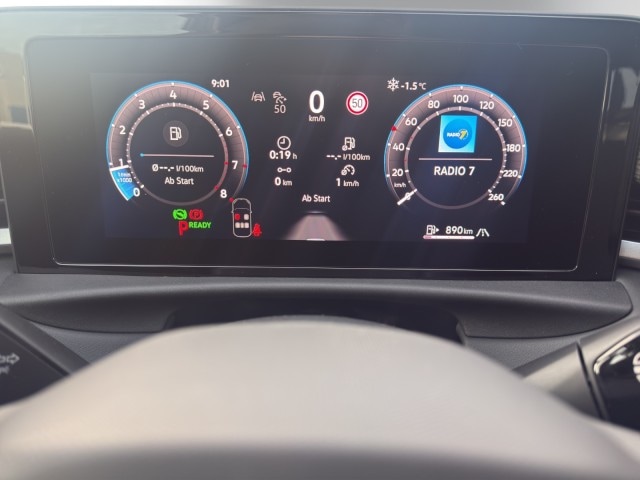 Volkswagen T-Roc 1.5 TSI DSG IQ.Drive R-Line