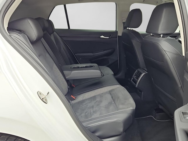 Volkswagen Golf 1.5 TSI Style eHybrid