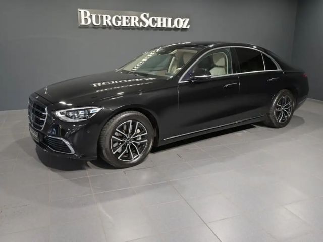 Mercedes-Benz S 350 4MATIC S 350 d Sedan
