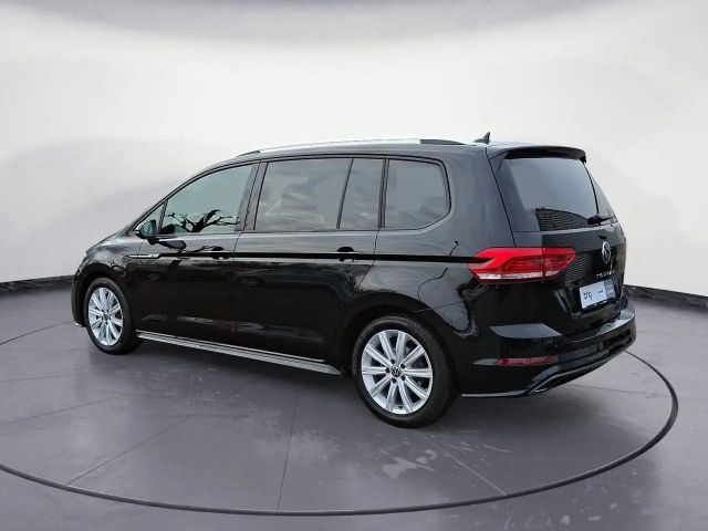 Volkswagen Touran DSG IQ.Drive R-Line