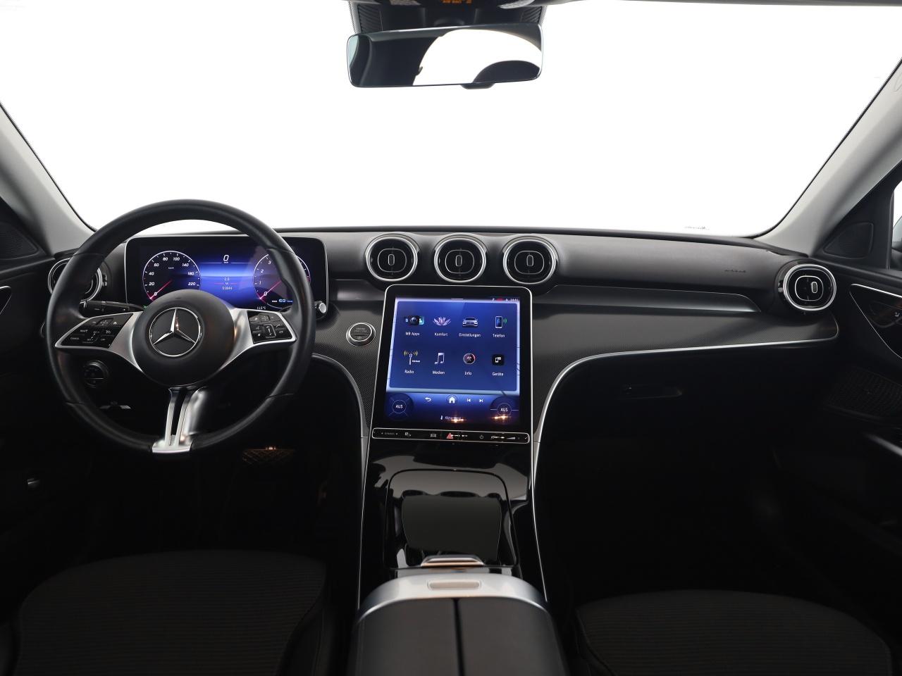 Mercedes-Benz C 180 AVANTGARDE Sedan