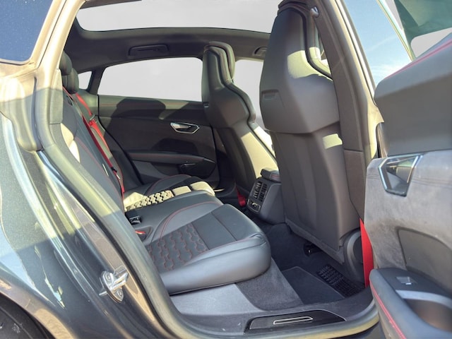 Audi RS e-tron GT Quattro