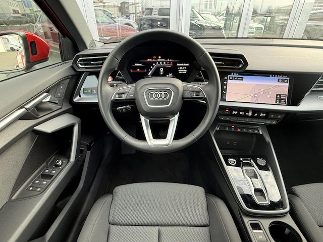 Audi A3 30 TFSI S-Line S-Tronic Sportback