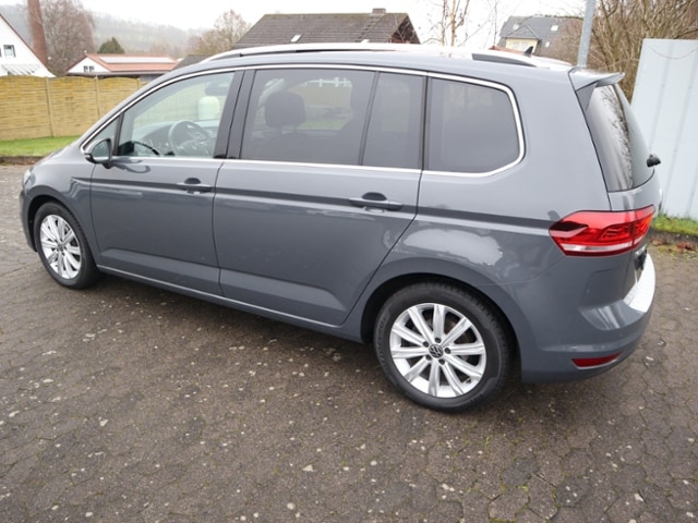 Volkswagen Touran 1.5 TSI DSG
