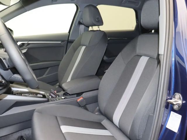 Audi A3 30 TFSI Sedan Sportback