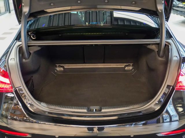 Mercedes-Benz C 300 AMG Line Sedan