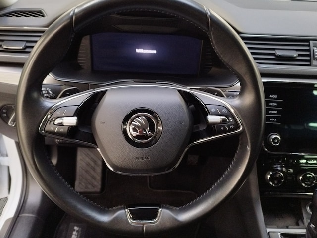 Skoda Superb 2.0 TDI Combi Style Style