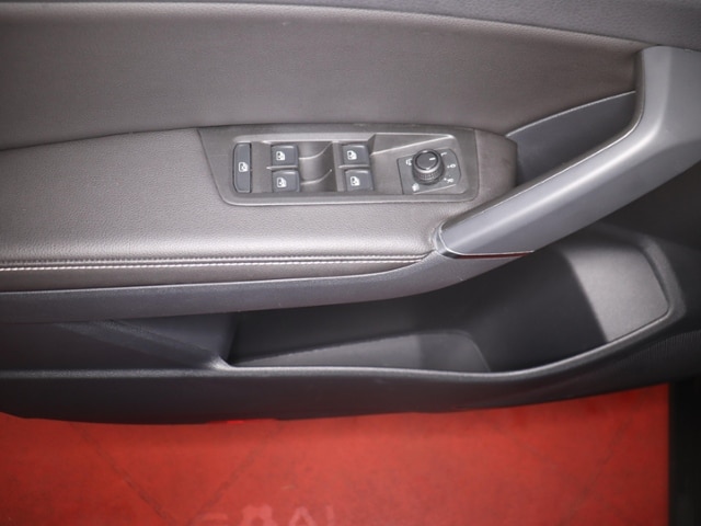 Volkswagen Touran DSG IQ.Drive