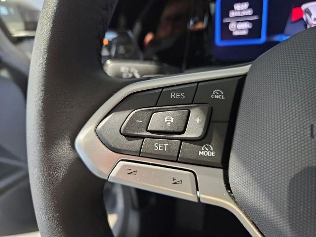 Volkswagen Golf 1.5 eTSI DSG Life