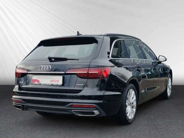 Audi A4 40 TDI Avant Quattro S-Tronic