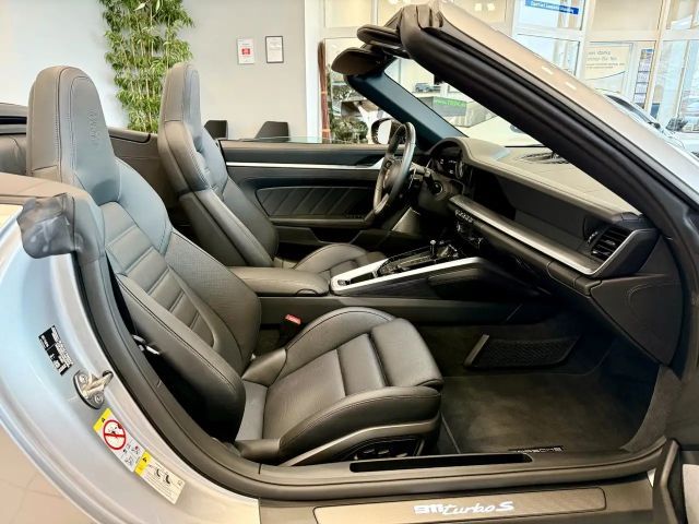 Porsche 992 Cabrio S Turbo