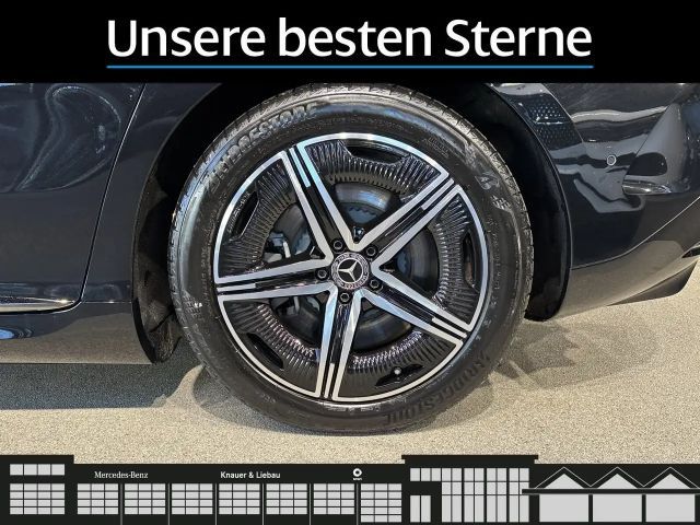 Mercedes-Benz EQE 300 AMG Line Sedan