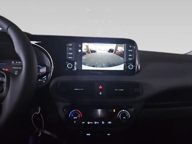 Hyundai i10 GO Plus 1,2 AMT a5bu3 Schwarzes Dach