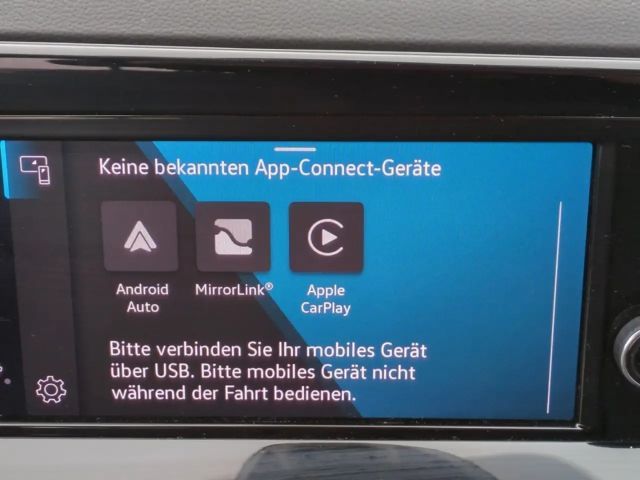 Volkswagen Golf 1.0 TSI Life Variant