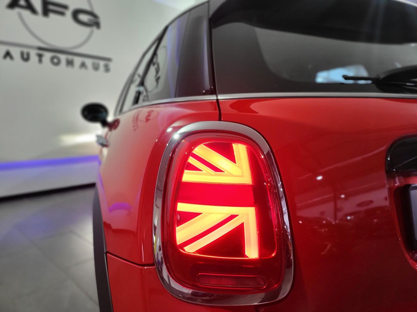 MINI Cooper 5-deurs Classic