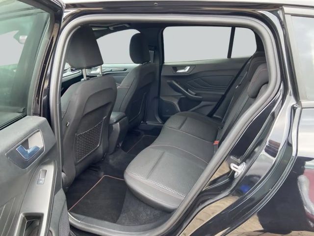 Ford Focus ST Line Wagon