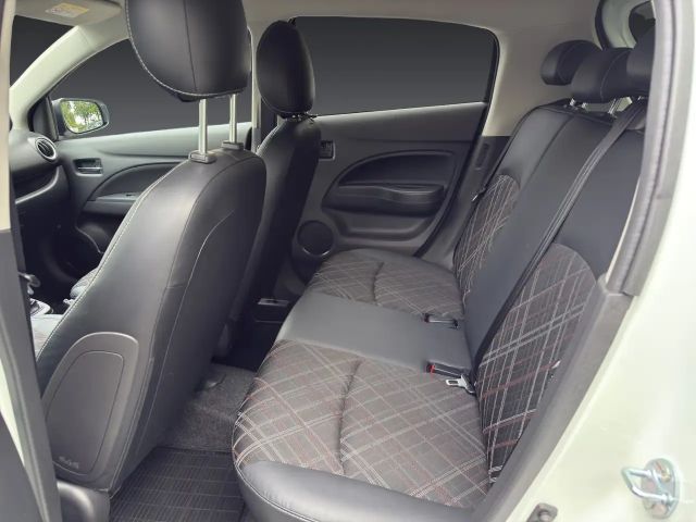 Mitsubishi Space Star Star