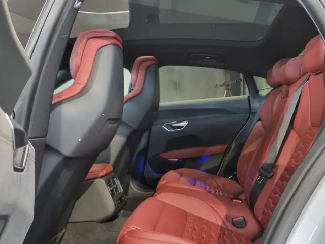 Audi e-tron GT e-tron GT Aut. *Glasdach*Virtual-Cockpit*Head-up*3