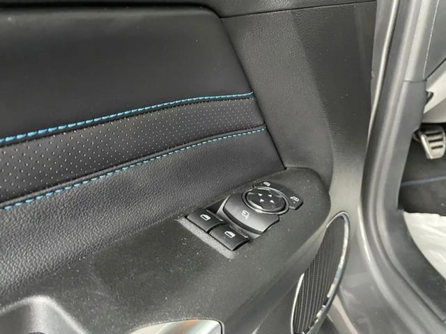 Ford Mustang Fastback GT 5.0 V8